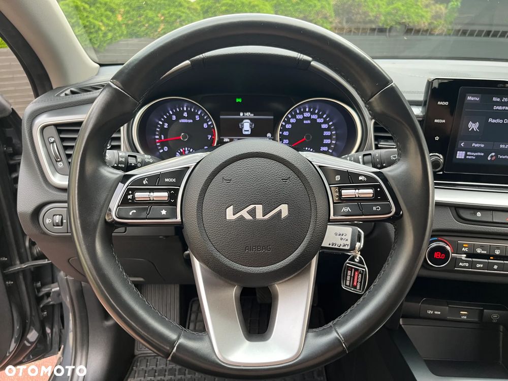 Kia Ceed 1.5 T-GDI M - 12