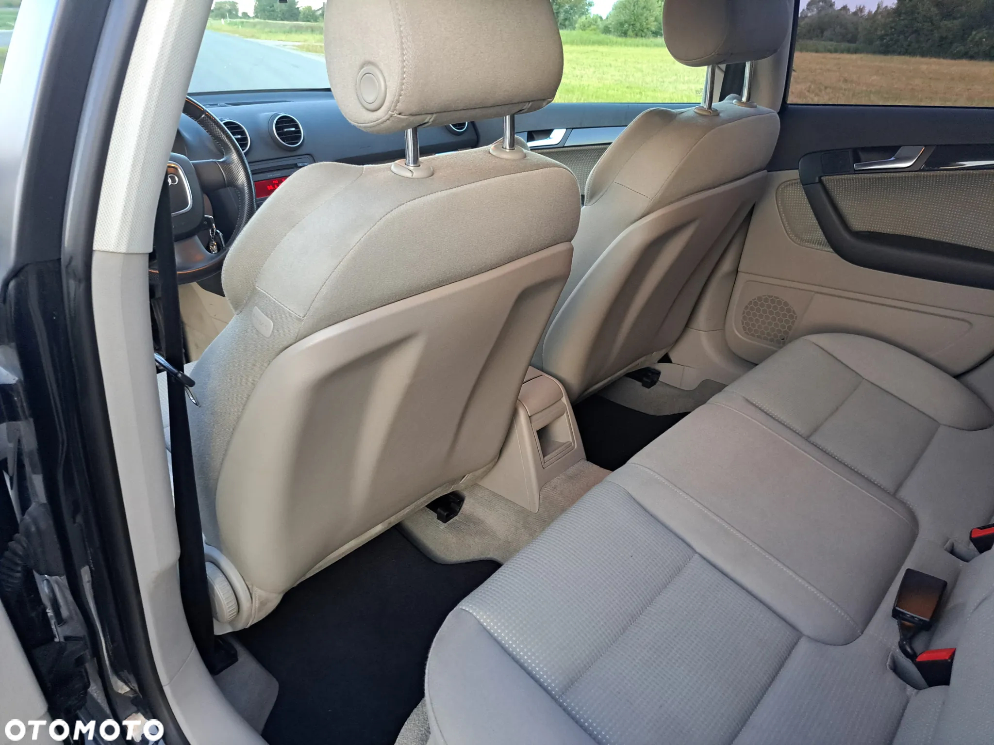Audi A3 1.8T FSI Ambiente - 9