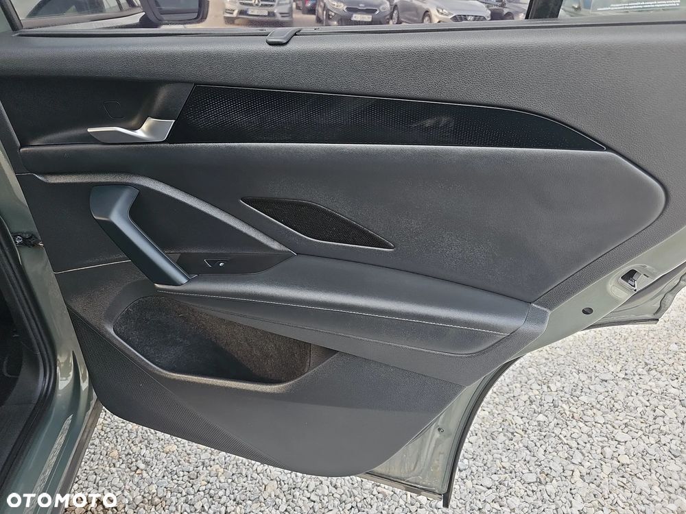 Volkswagen Tayron 1.5 eTSI mHEV Life Plus DSG - 23