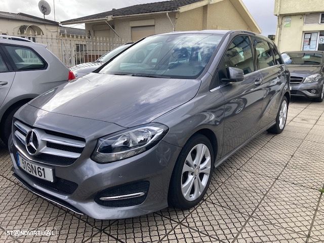 Mercedes-Benz B 180 - 17