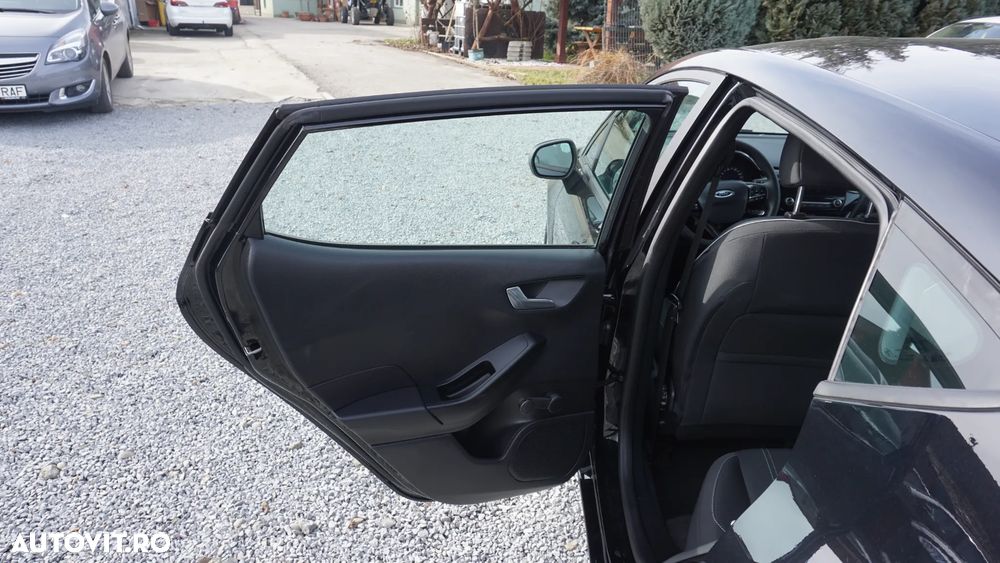 Ford Fiesta 1.1 S&S TITANIUM - 8