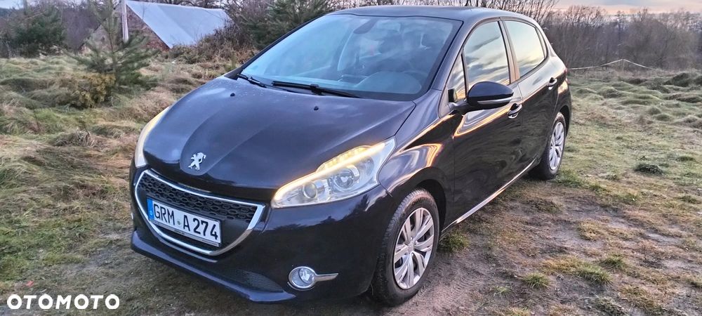 Peugeot 208 PureTech 82 Start & Stop Allure - 10