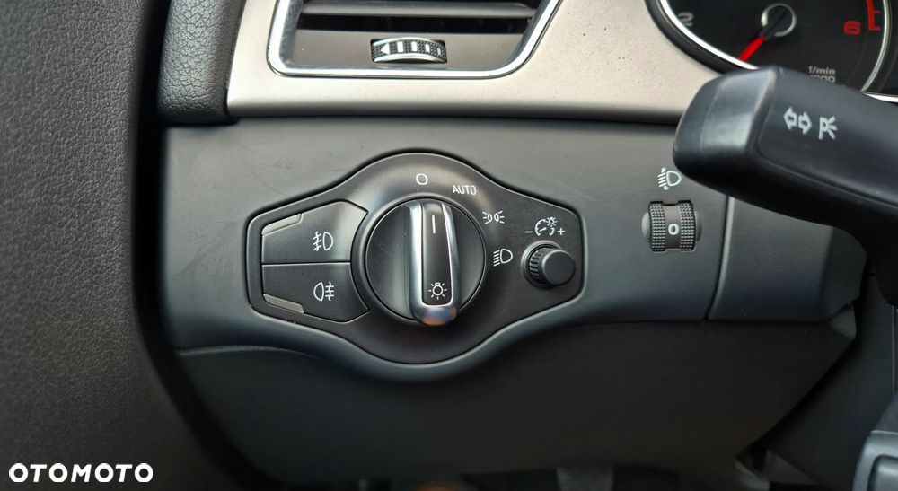 Audi A4 Avant 2.0 TDI DPF Ambition - 24