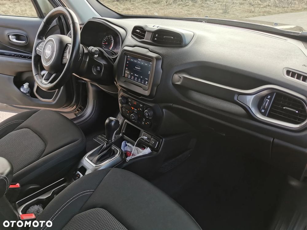 Jeep Renegade 1.3 T-GDI Limited - 11