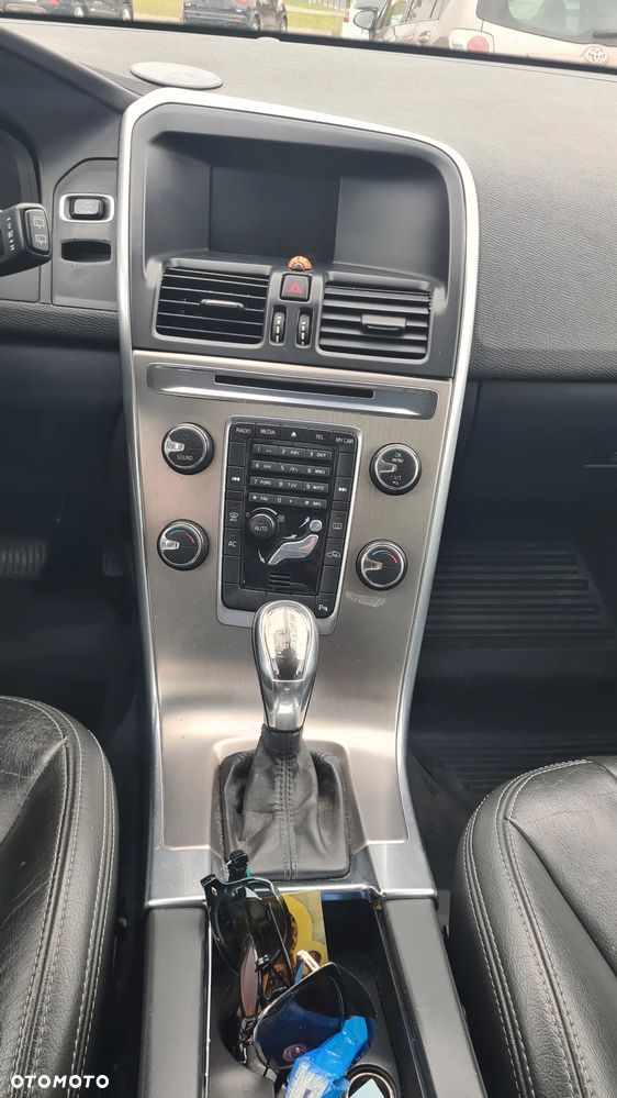 Volvo XC 60 - 13