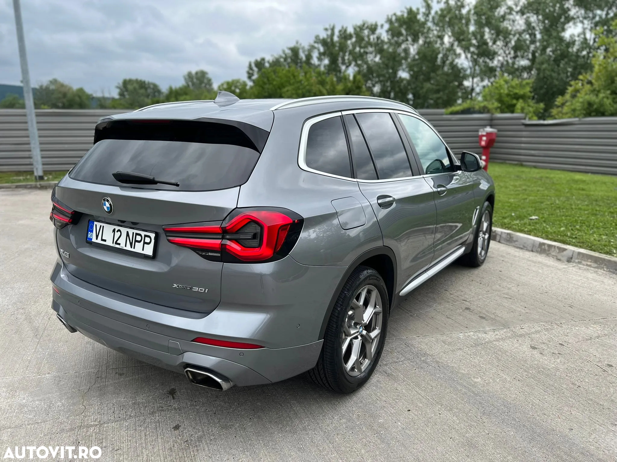 BMW X3 xDrive30i Aut. Luxury Line - 4