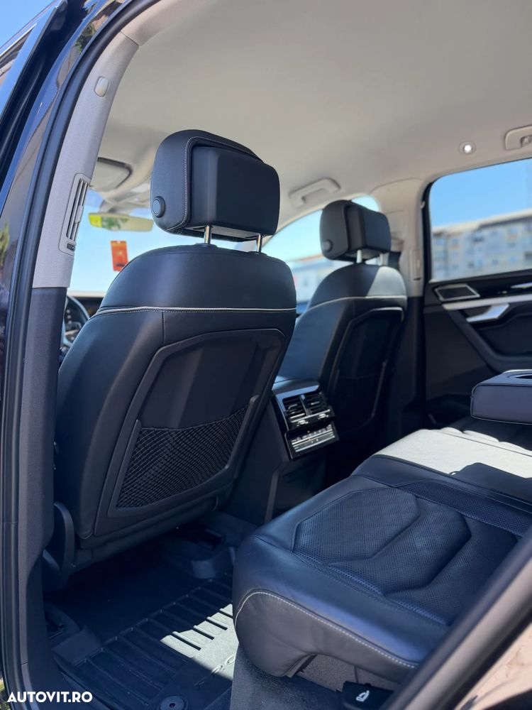 Volkswagen Touareg V6 TDI Elegance - 13