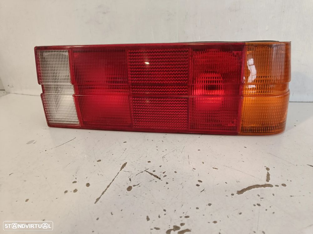 Farol farolim direito BMW e30 fase 1 - 5