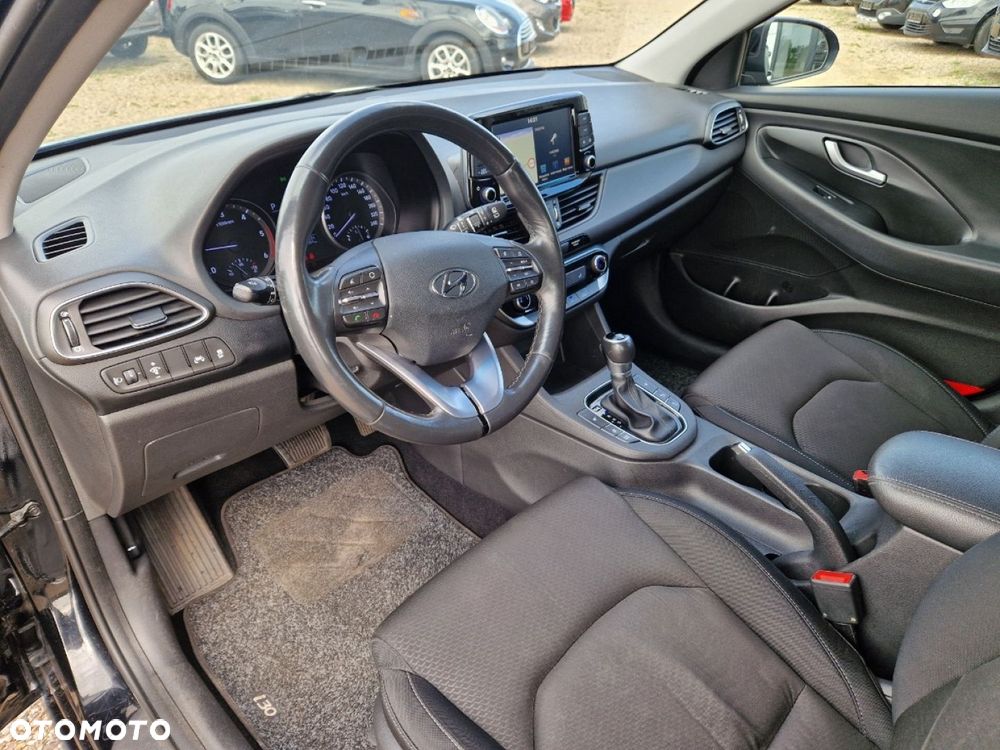 Hyundai i30 i30cw 1.6 CRDi Automatik Style - 6