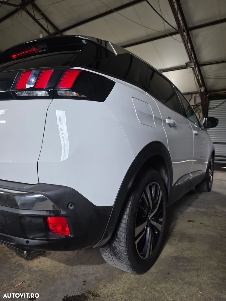 Peugeot 3008 1.5 BlueHDI S&S EAT8 Allure - 24