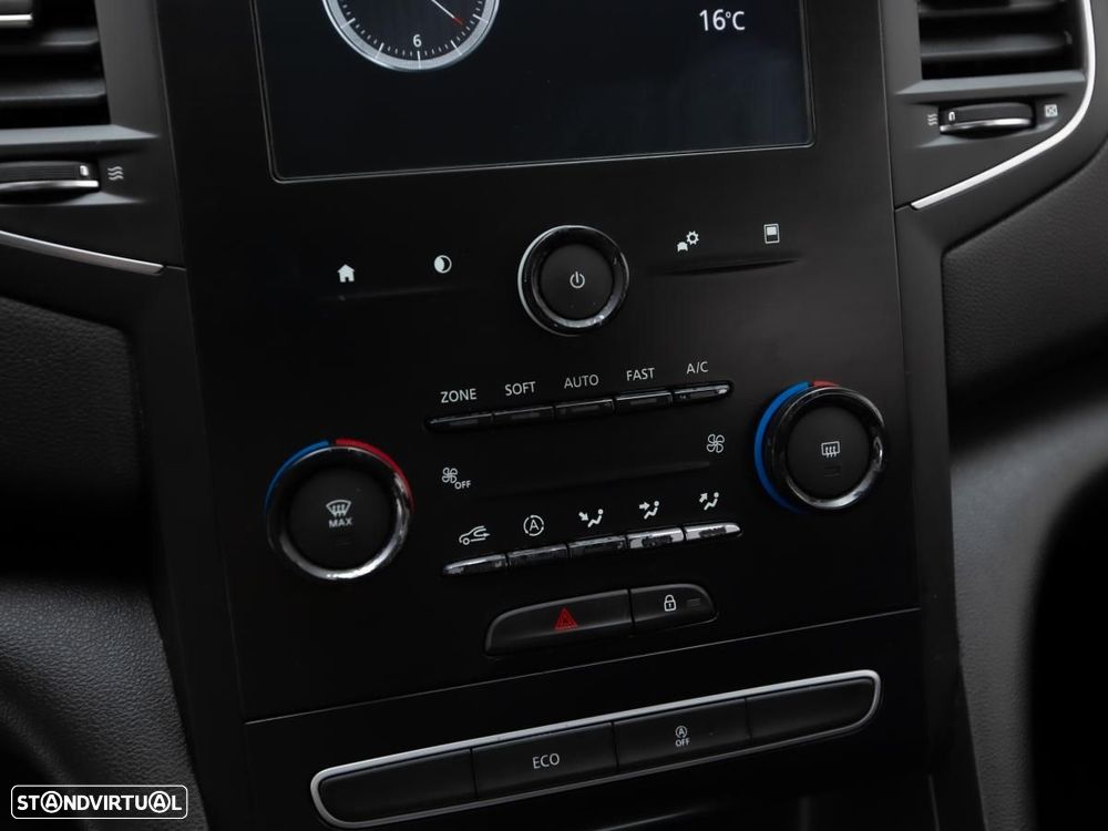 Renault Mégane Sport Tourer - 13