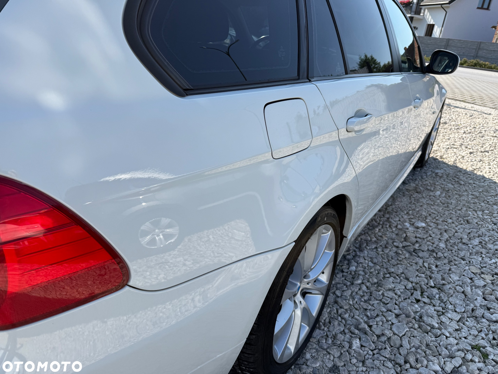 BMW Seria 3 318d DPF Touring Edition Exclusive - 15