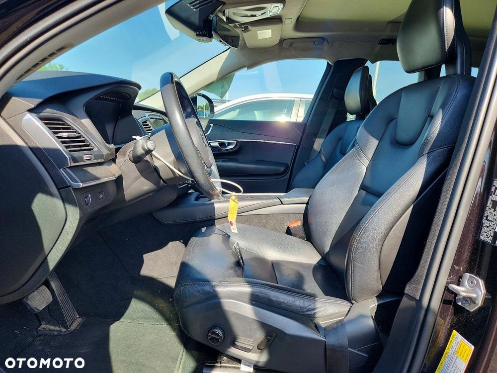 Volvo XC 90 T5 AWD Momentum 7os - 9
