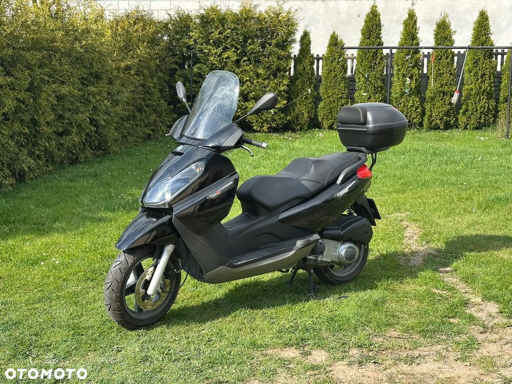 Piaggio X7 - 1