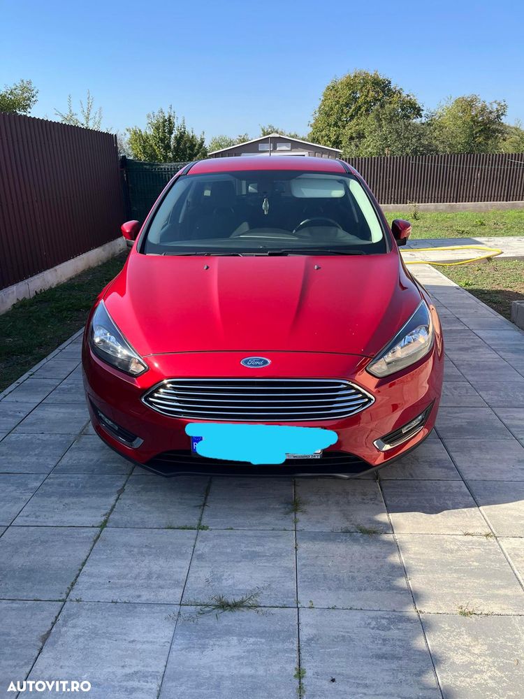 Ford Focus 1.0 EcoBoost Titanium - 11