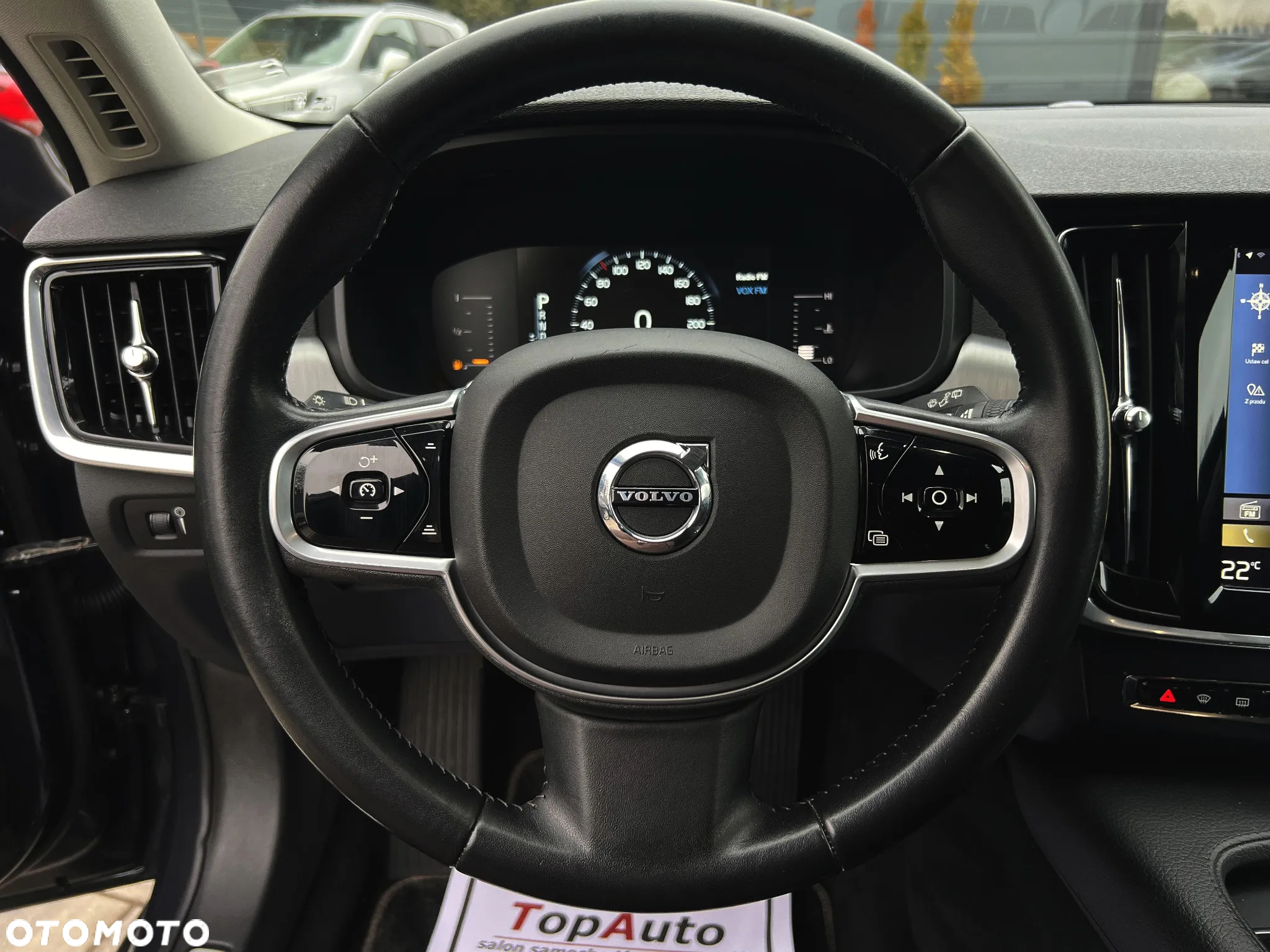 Volvo V90 D4 Momentum Pro - 28