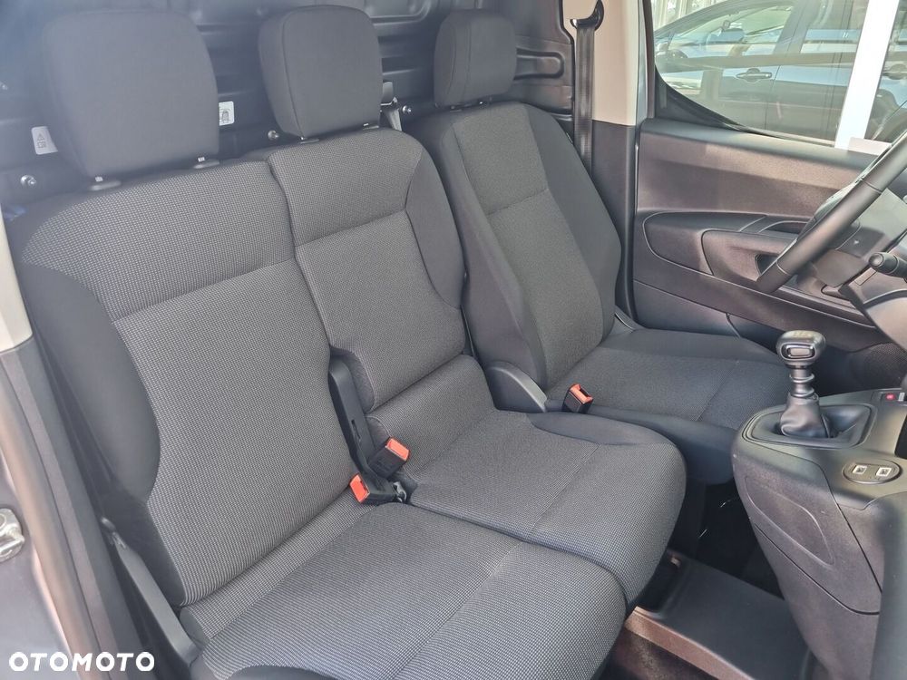 Toyota Proace City - 10