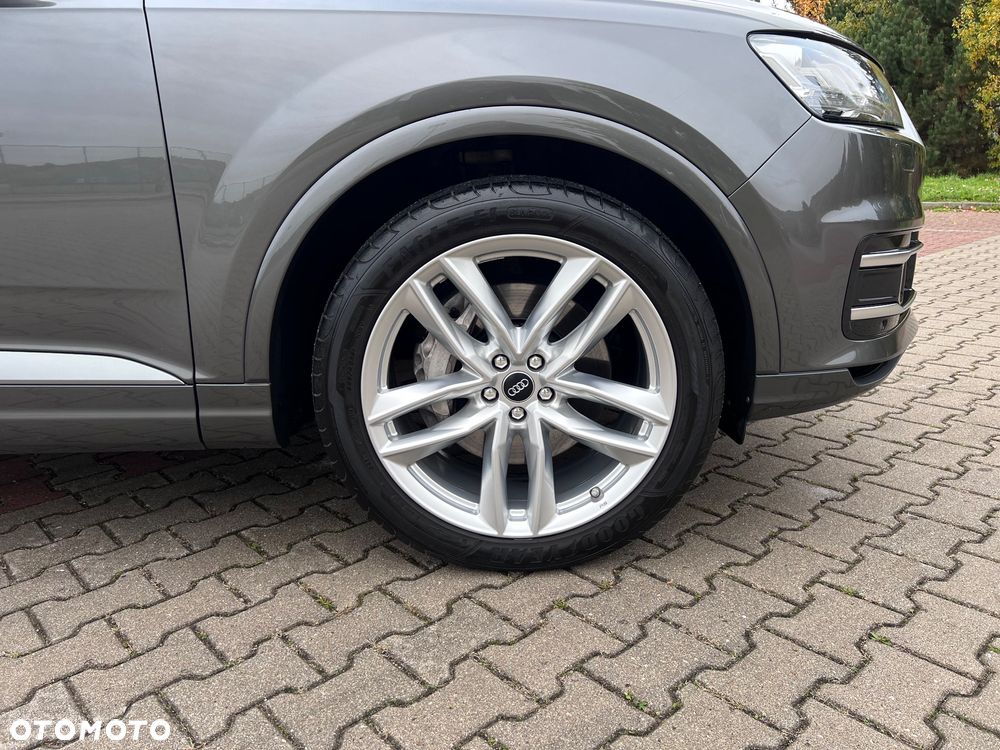 Audi Q7 3.0 TFSI Quattro Tiptronic - 32