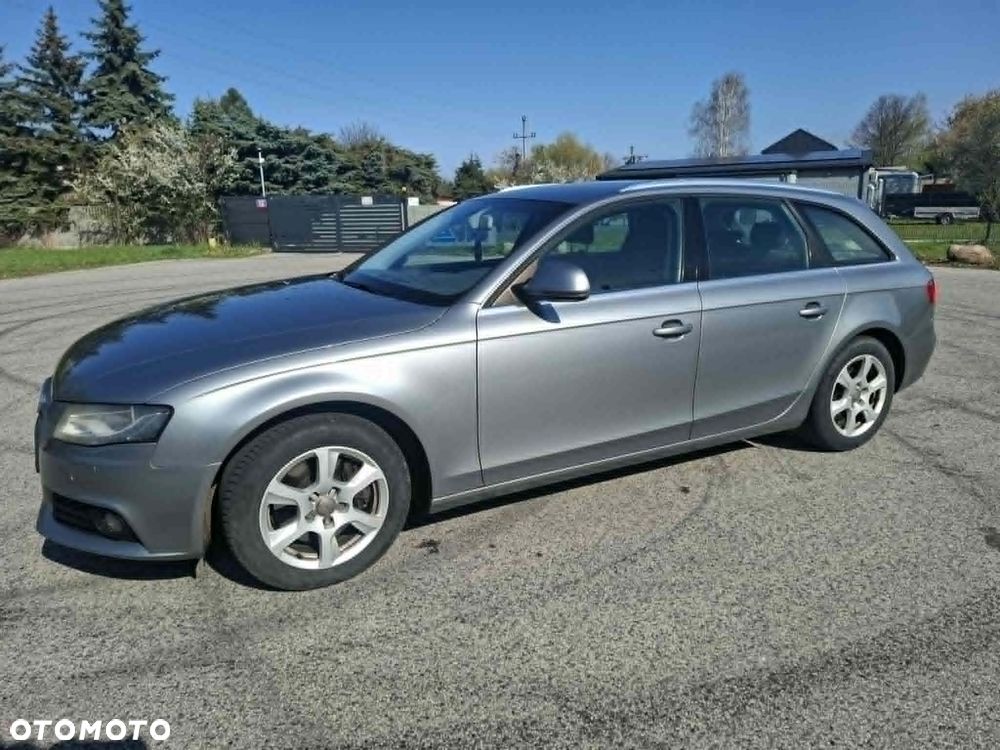 Audi A4 Avant 2.0 TDI - 9