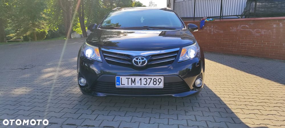 Toyota Avensis 1.8 Sol - 3