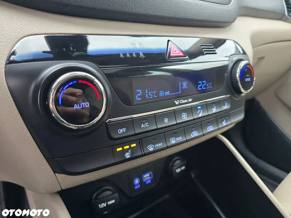 Hyundai Tucson 2.0 CRDI 2WD Style - 28