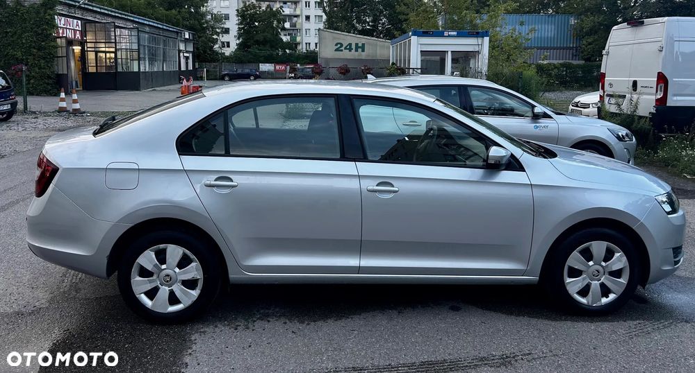Skoda RAPID 1.0 TSI Active - 9