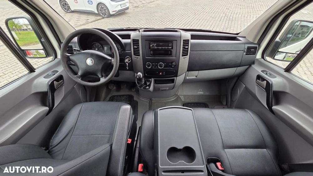 Volkswagen Crafter - 10