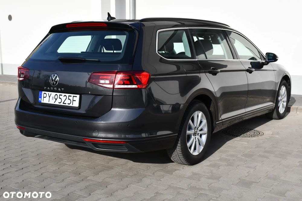 Volkswagen Passat 2.0 TDI SCR DSG Business - 8