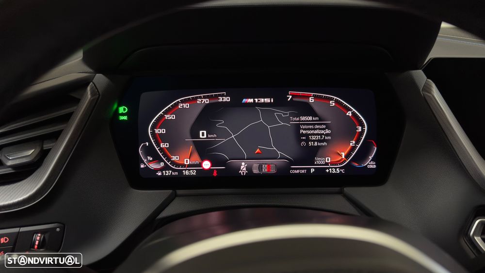 BMW M135i xDrive - 34