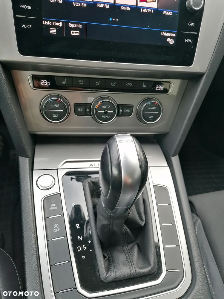 Volkswagen Passat - 18