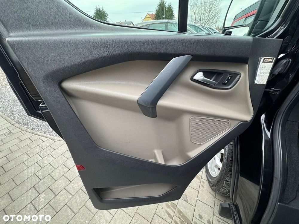 Ford Transit Custom - 10