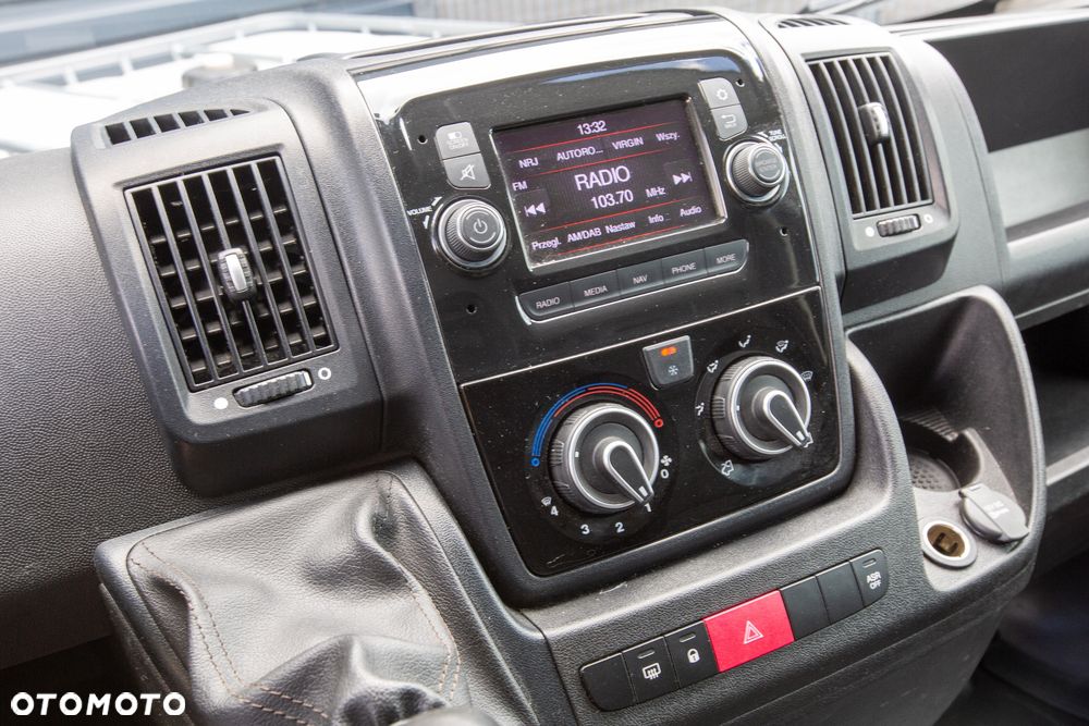 Fiat Ducato L2H2 2.3 *ŚREDNI* Professional - 13