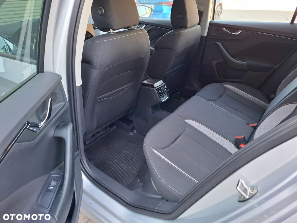 Skoda Kamiq 1.0 TSI Selection DSG - 10