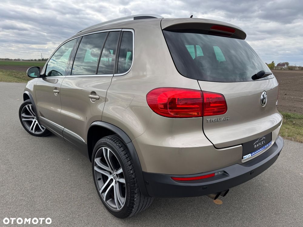 Volkswagen Tiguan 2.0 TDI DPF BlueMotion Technology Cup Sport & Style - 4
