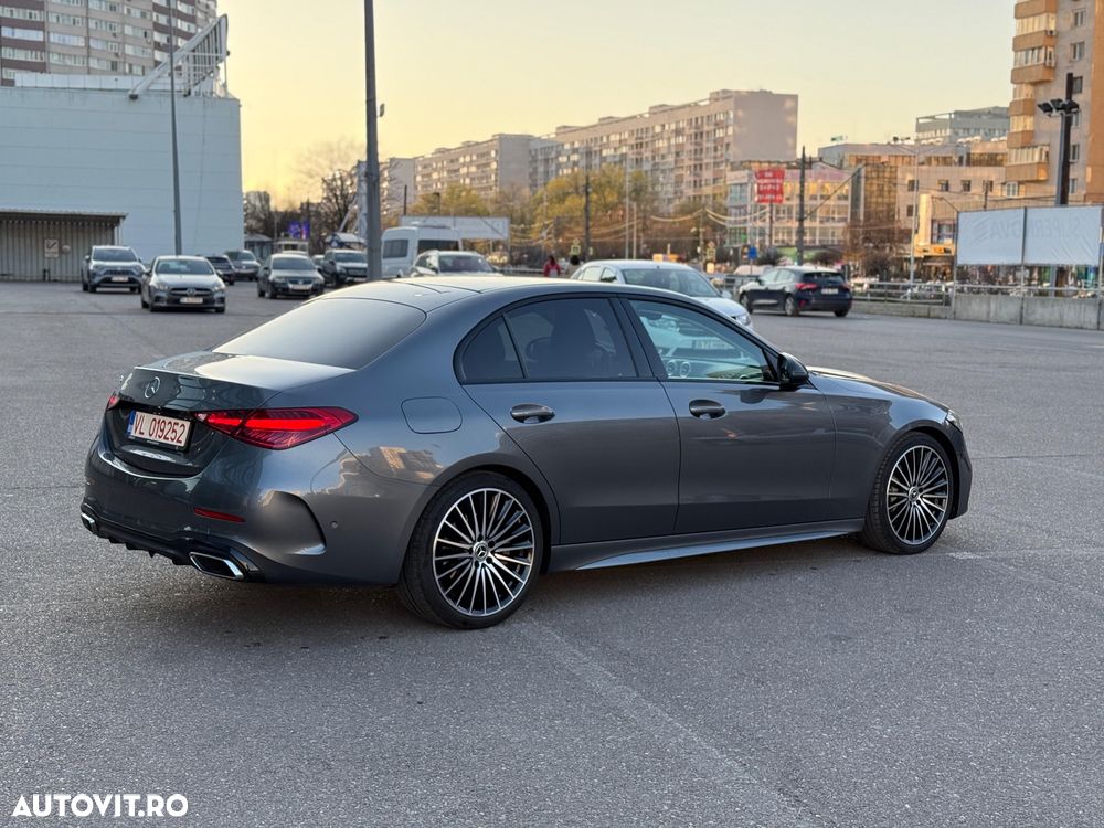 Mercedes-Benz C 300 9G-TRONIC AMG Line - 3