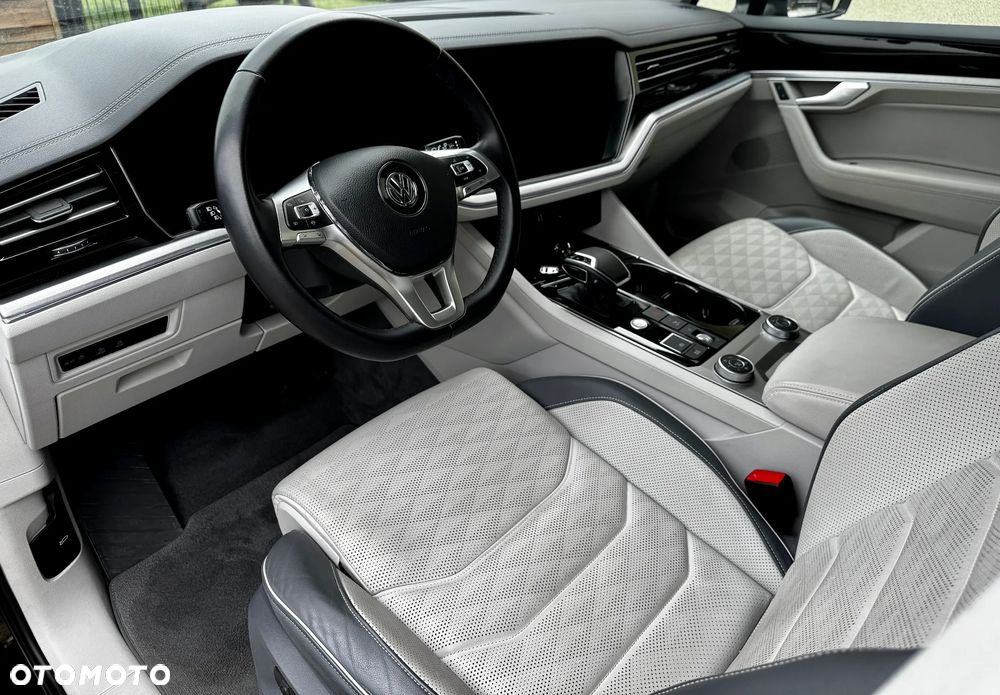 Volkswagen Touareg 3.0 V6 TDI SCR 4Mot Elegance - 16