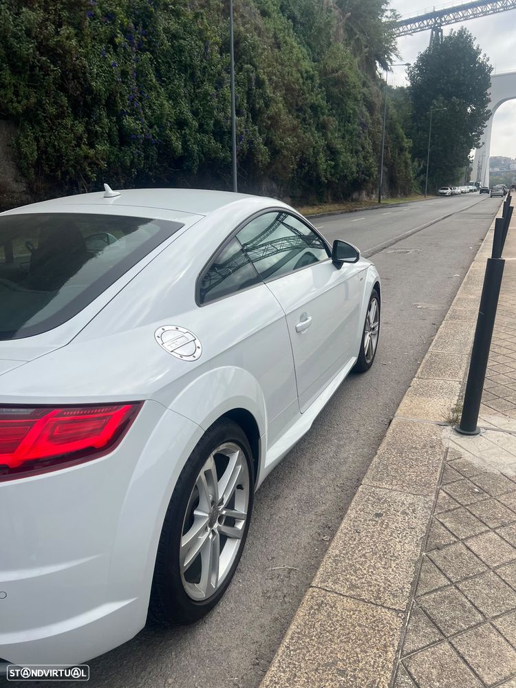 Audi TT Coupé - 4