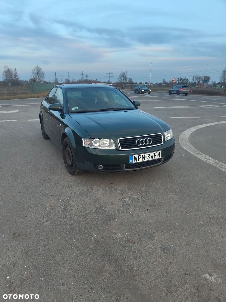Audi A4 Avant - 1