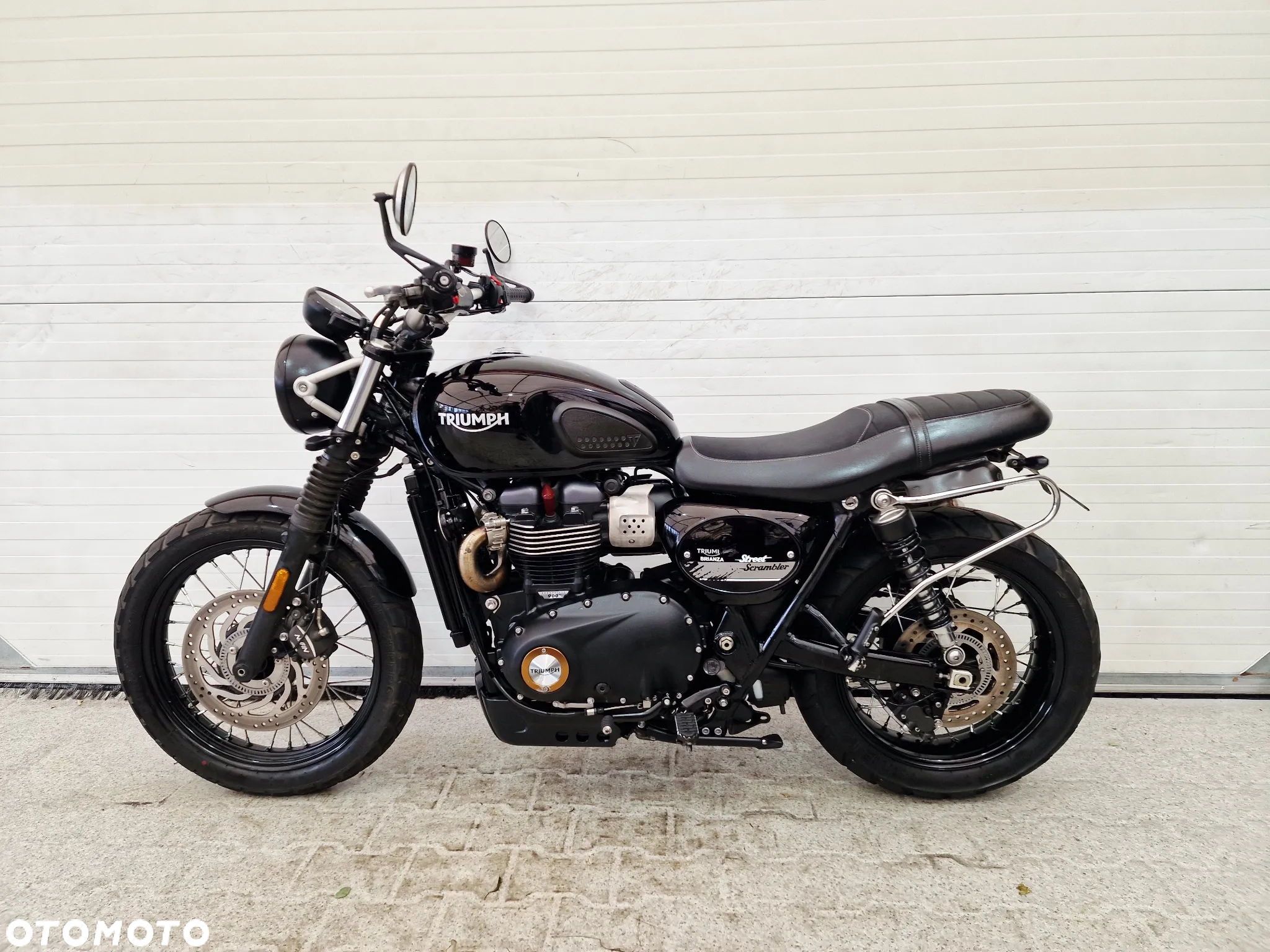 Triumph Scrambler - 2