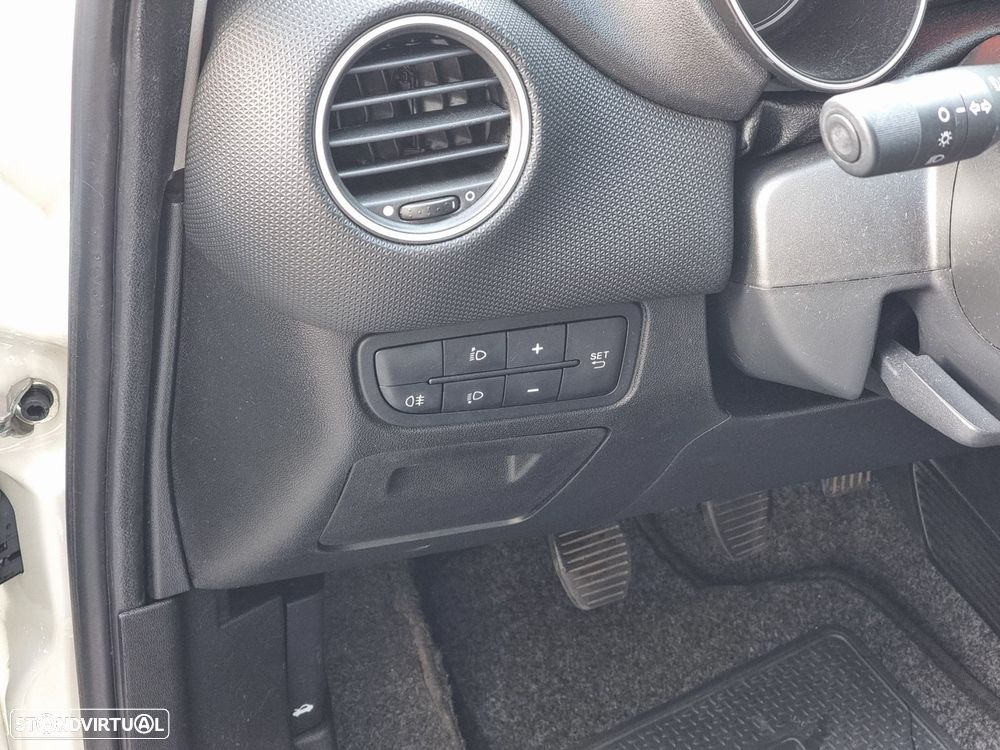 Fiat Punto 1.3 M-Jet Easy S&S - 18
