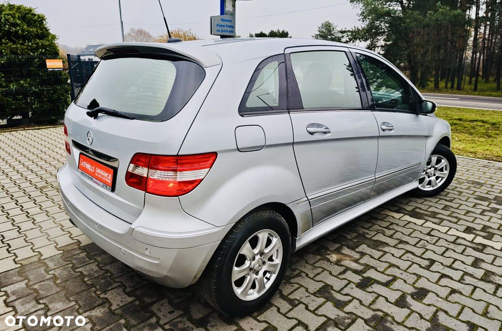 Mercedes-Benz Klasa B 180 BlueEFFICIENCY SPORT EDITION - 13