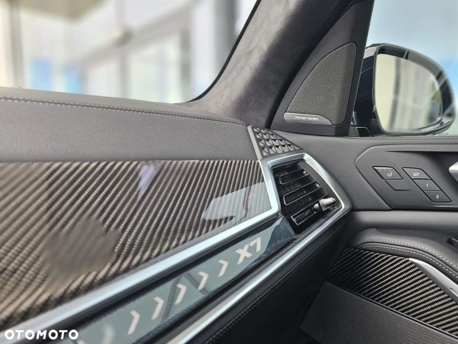 BMW X7 - 9