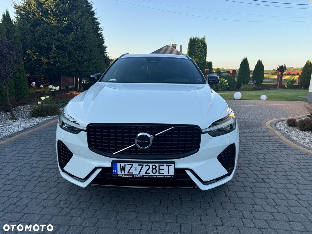 Volvo XC 60 T8 Plug-In Hybrid AWD R-Design - 3