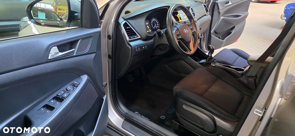 Hyundai Tucson - 13