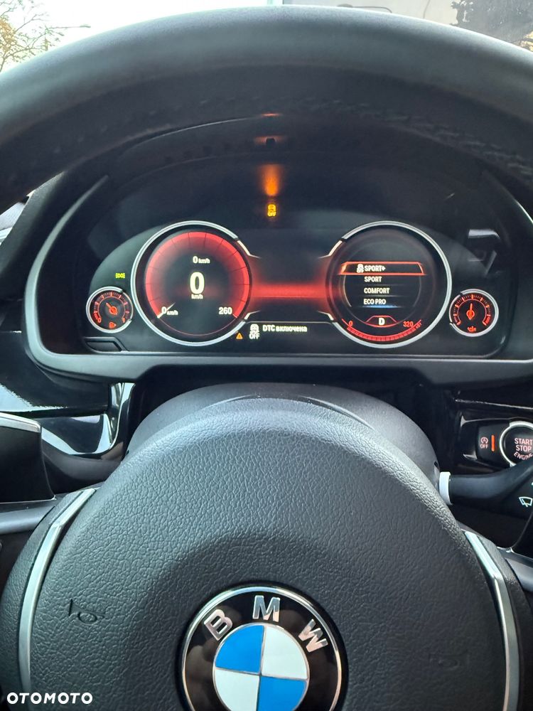 BMW X5 M M50d - 17