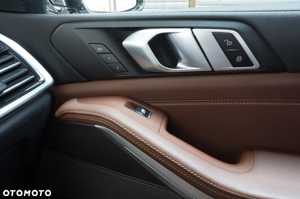 BMW X5 xDrive45e - 9
