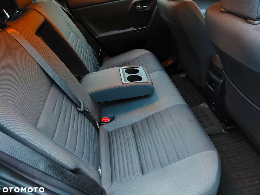 Toyota Auris Hybrid 135 Prestige - 26