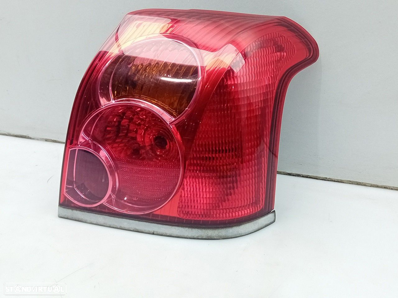 Farolim direito TOYOTA Avensis Liftback (_T25_) - 2