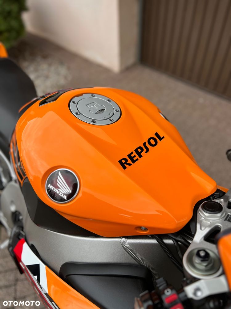 Honda CBR - 17