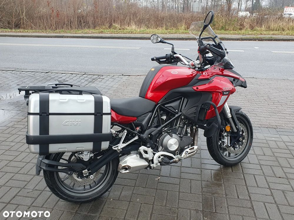 Benelli TRK 502X - 16